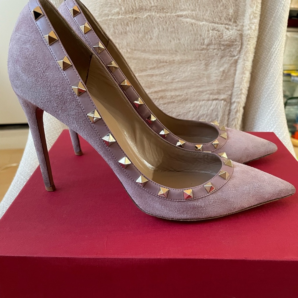 Valentino rock stud pumps used